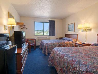 Super 8 By Wyndham Beckley Hotell Eksteriør bilde